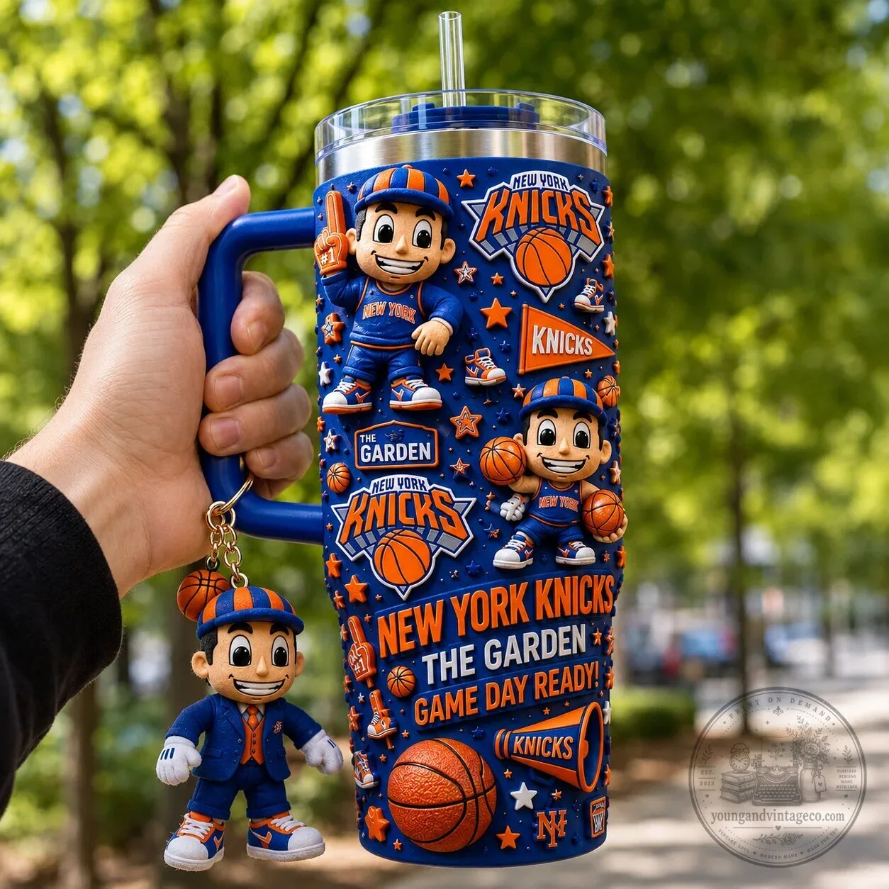 New York Knicks The Garden Game Day Ready 40oz Tumbler with Handle 4 New York Knicks The Garden Game Day Ready 40oz Tumbler with Handle